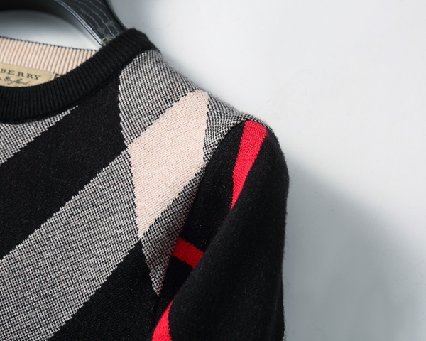 ブランドセーター角部分ディテール